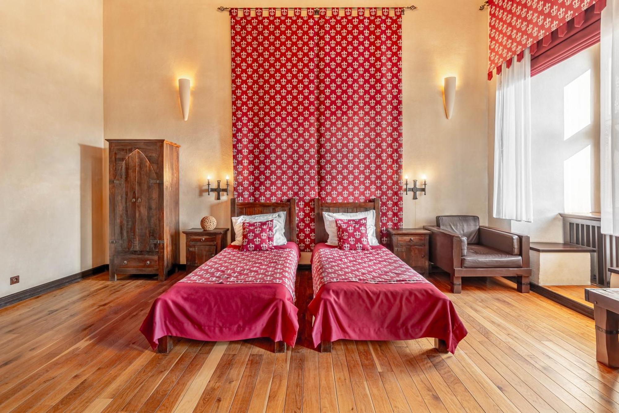 Zamek Uniejow Aparthotel Εξωτερικό φωτογραφία