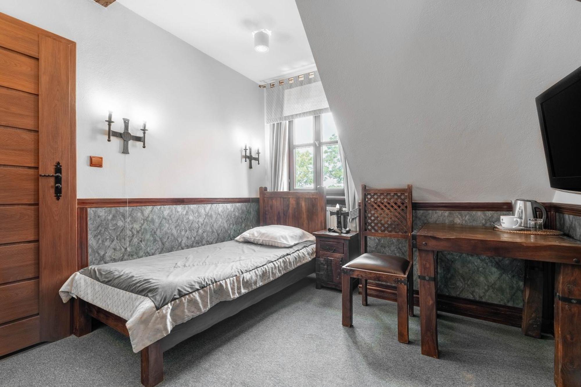 Zamek Uniejow Aparthotel Εξωτερικό φωτογραφία